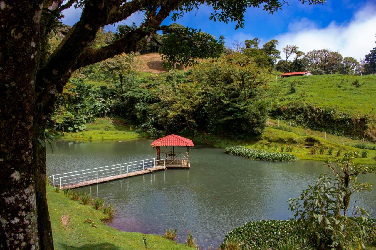 Burbi Lake Lodge Monteverde 외부 사진