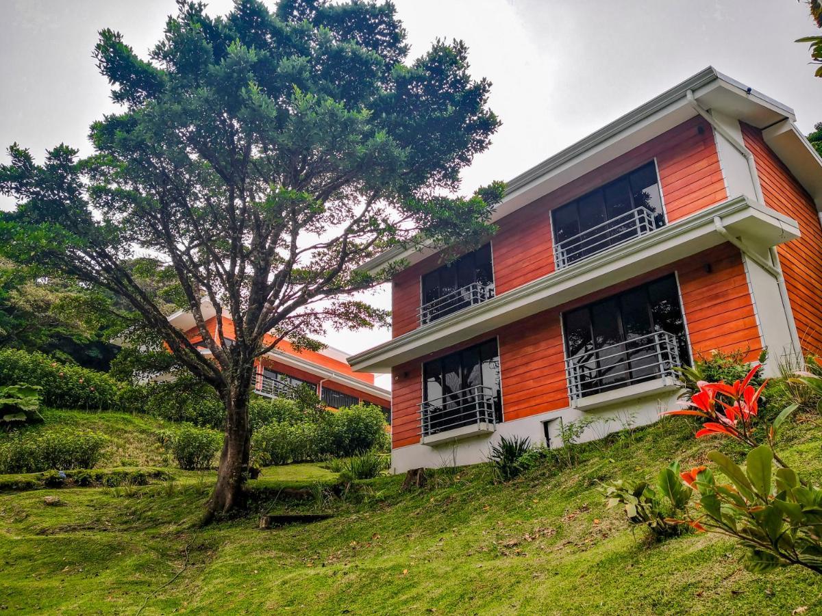Burbi Lake Lodge Monteverde 외부 사진